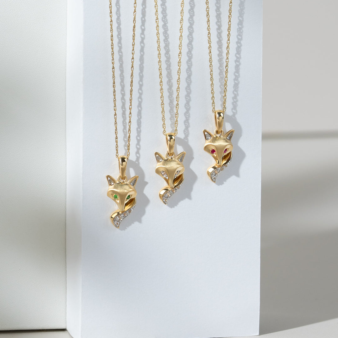 Gardenia Tsavorite Fox Pendant Necklace In 9ct Yellow Gold
