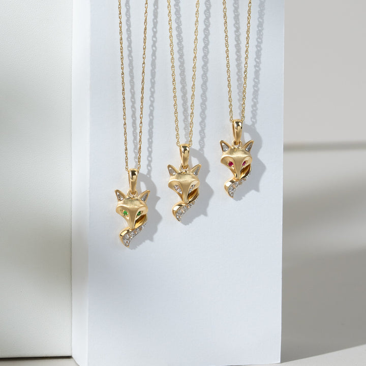 Gardenia Tsavorite Fox Pendant Necklace In 9ct Yellow Gold