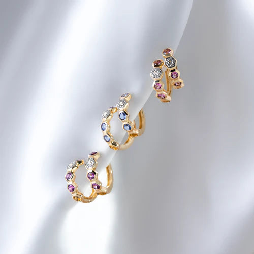 Symmetrical Jewellery Style