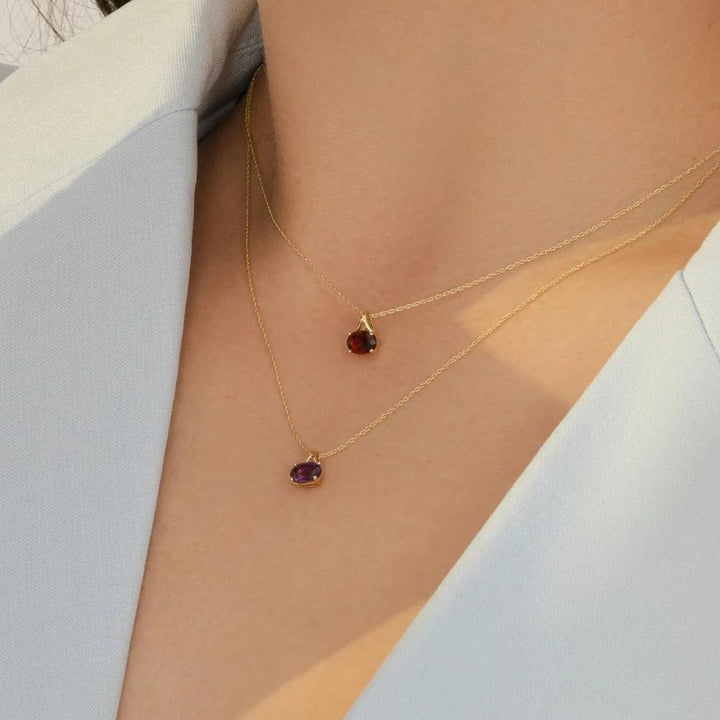 Classic Oval Amethyst Pendant Necklace in 9ct Yellow Gold 7x5mm