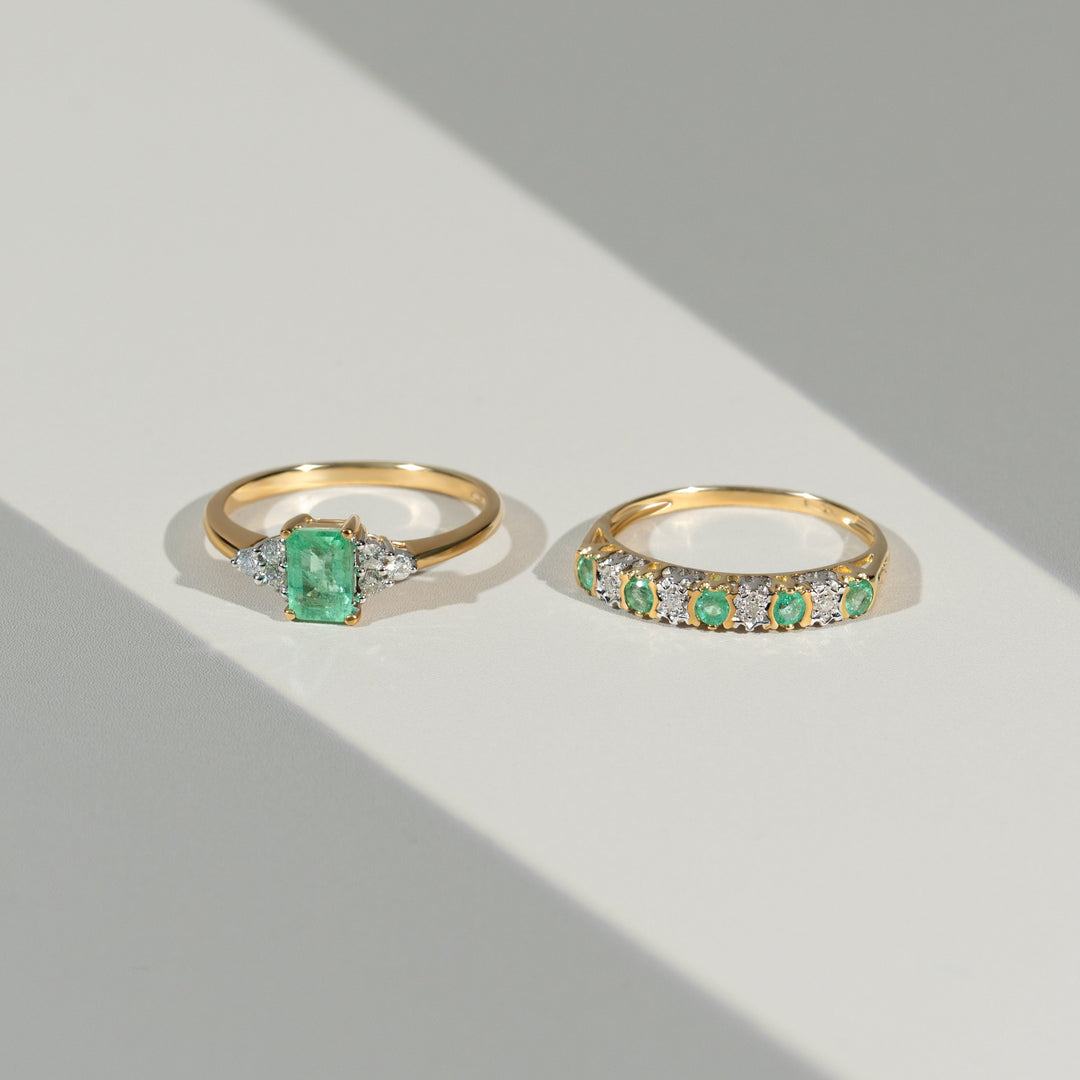 Classic Emerald & Diamond Eternity Ring in 9ct Yellow Gold
