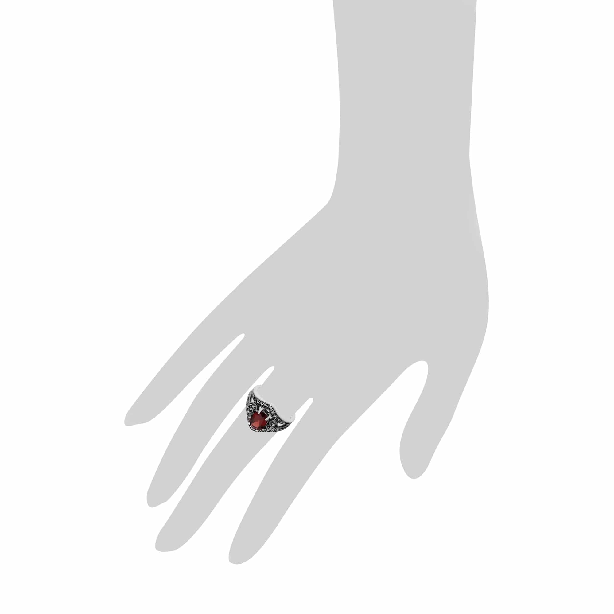 Art Deco Style Oval Garnet & Marcasite in 925 Sterling Silver - Gemondo