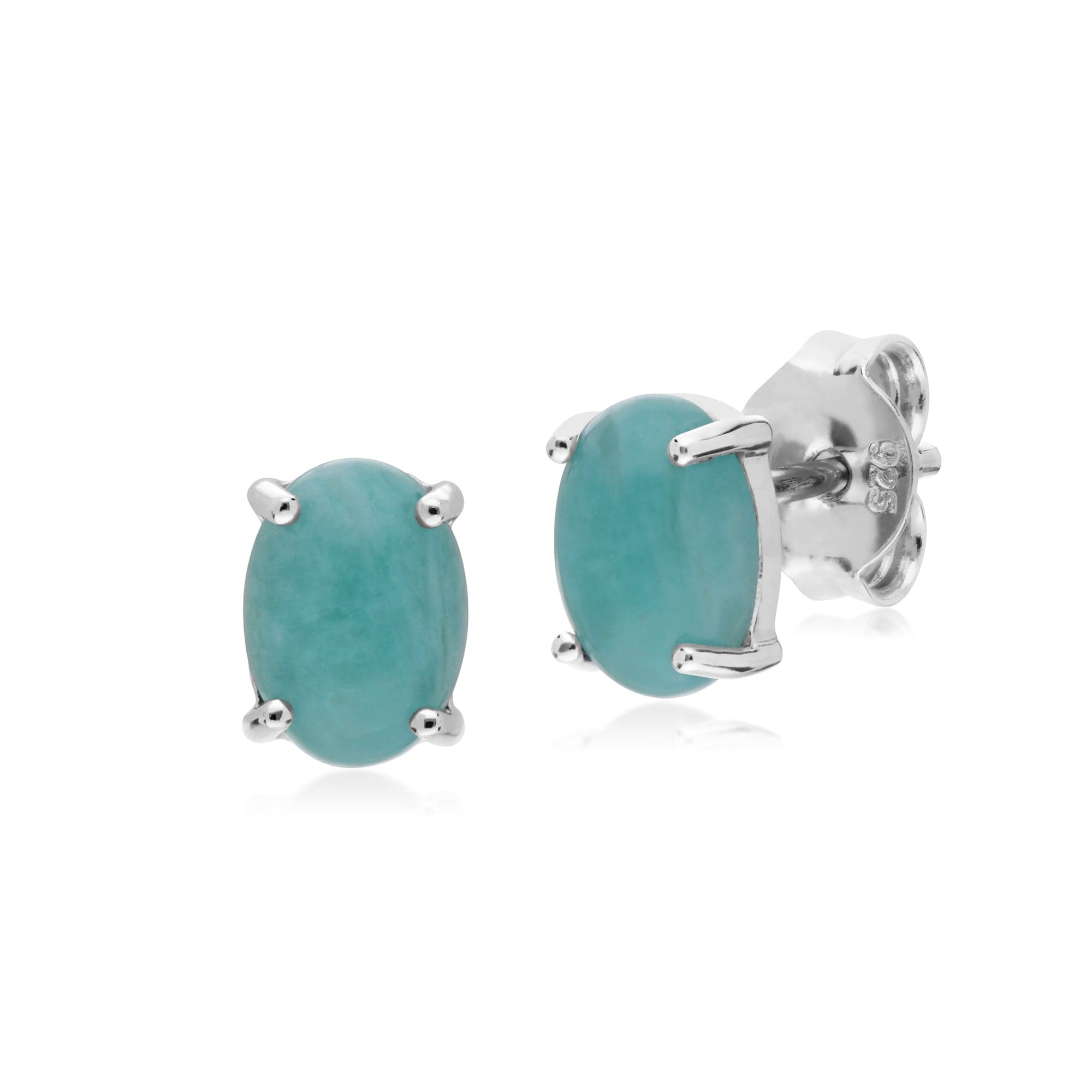 Classic Emerald Three Stone Gradient Earrings & Bracelet Set Image 2
