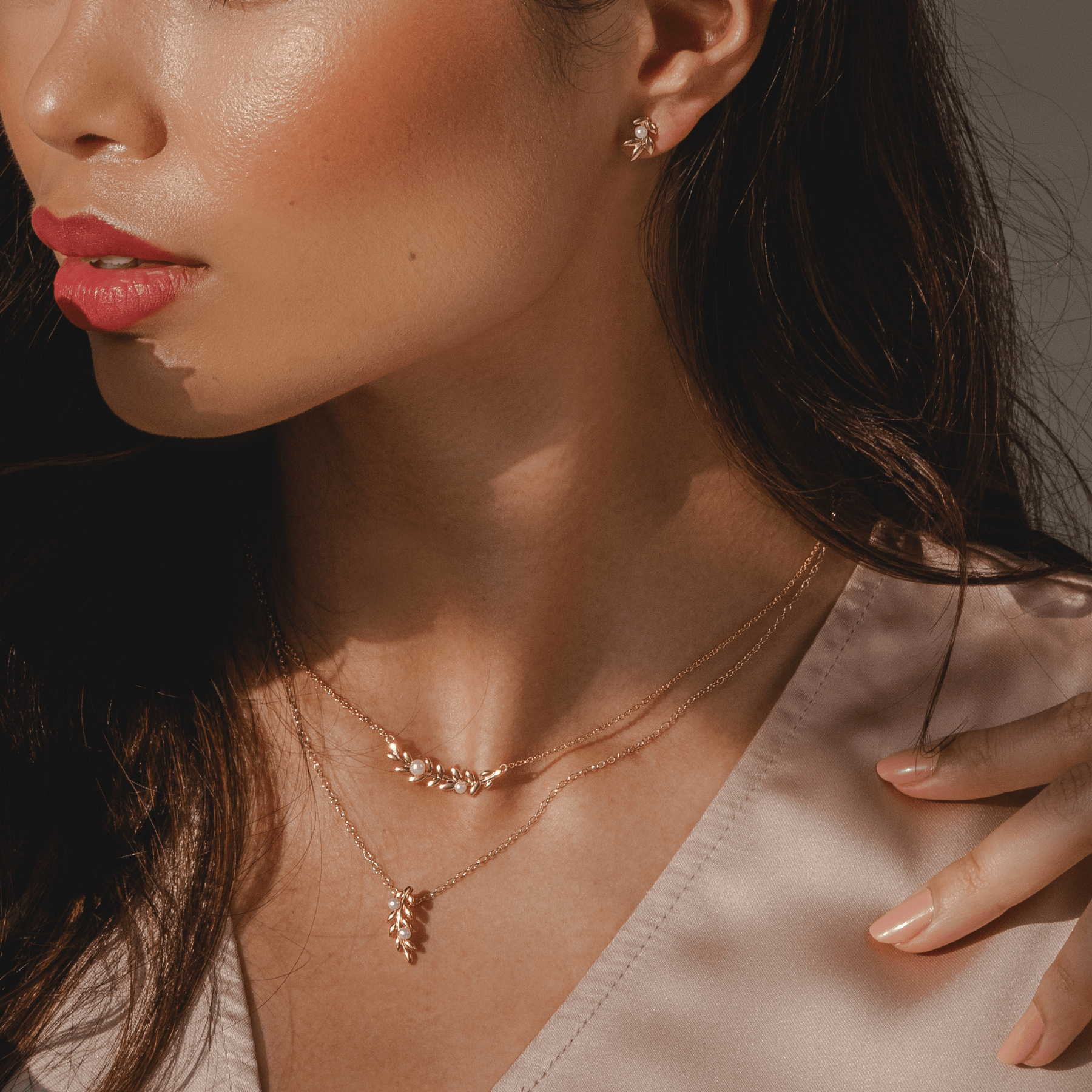 Gold Plated Sterling Silver O Leaf Pearl Pendant 1