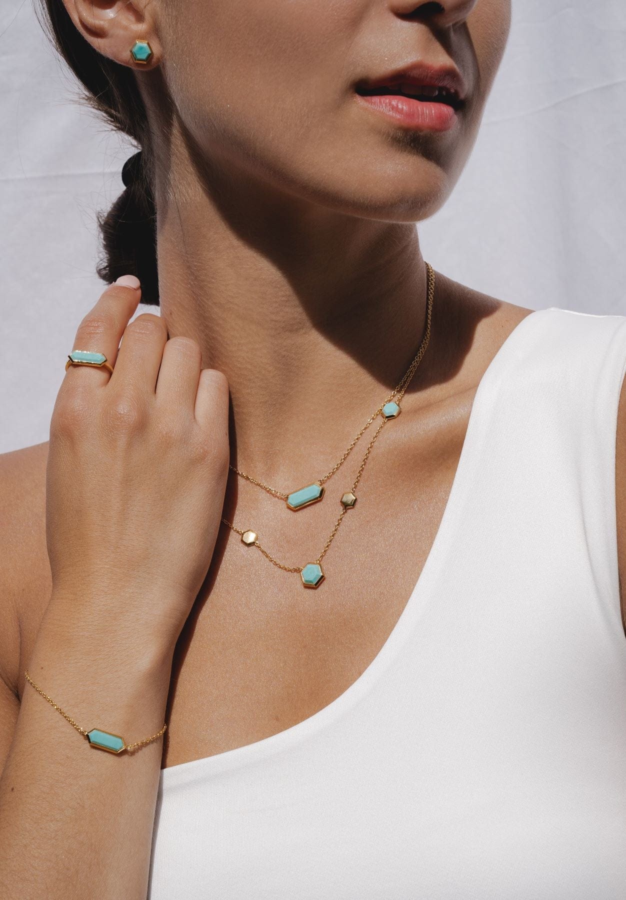 Geometric Hexagon Turquoise Prism Bar Necklace in Gold Plated  Silver - Gemondo